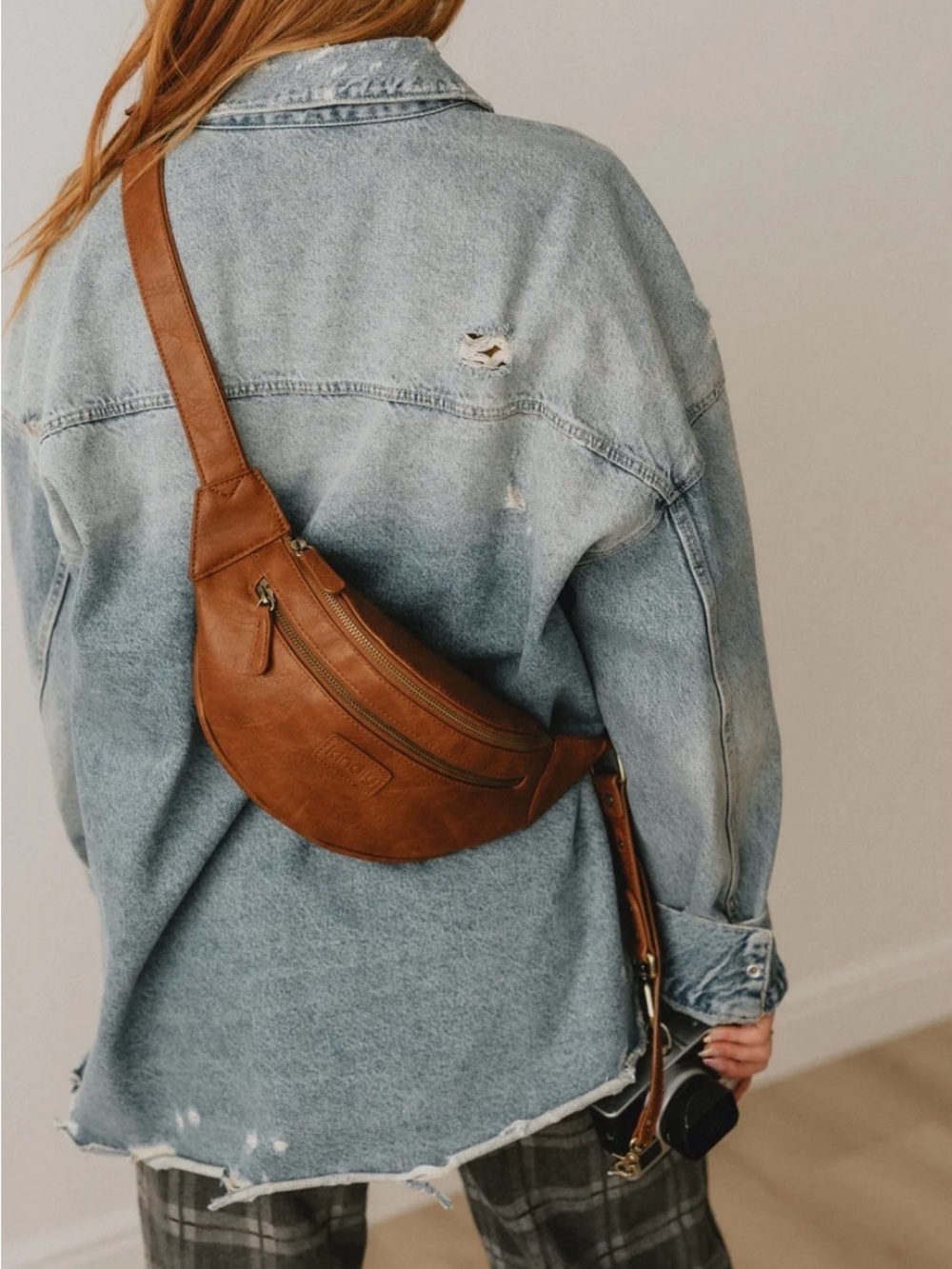 Kindly photographer Brown Leather Crossbody Belt Bag - Casual Leather Fanny Pack - Picture 2 of 6